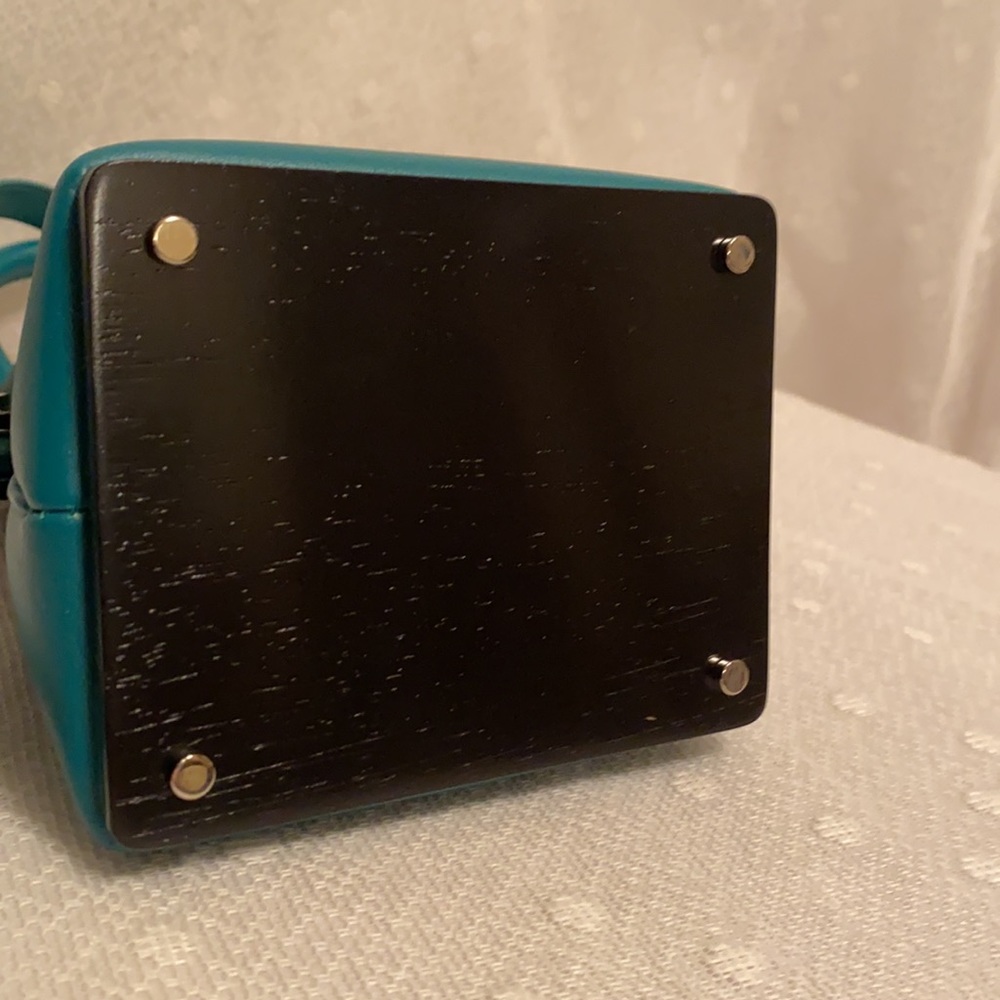 *SOLD*Perrin Paris LE MINI Hand/Shoulder Bag - Picture 11 of 16